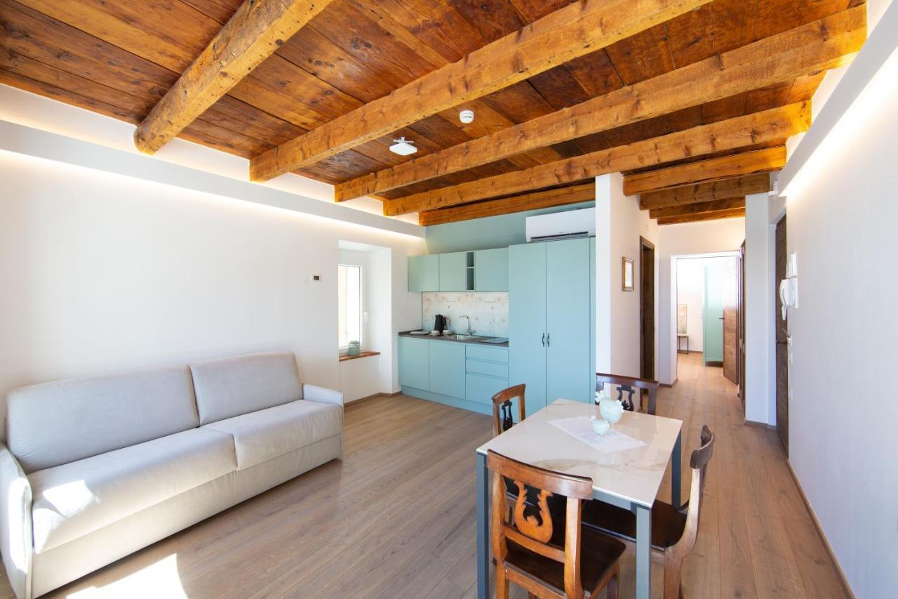 Casa Castagna 1620 Bed & Breakfast Mergozzo Ngoại thất bức ảnh